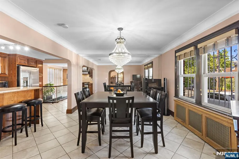 900 79th North Bergen, NJ 07047