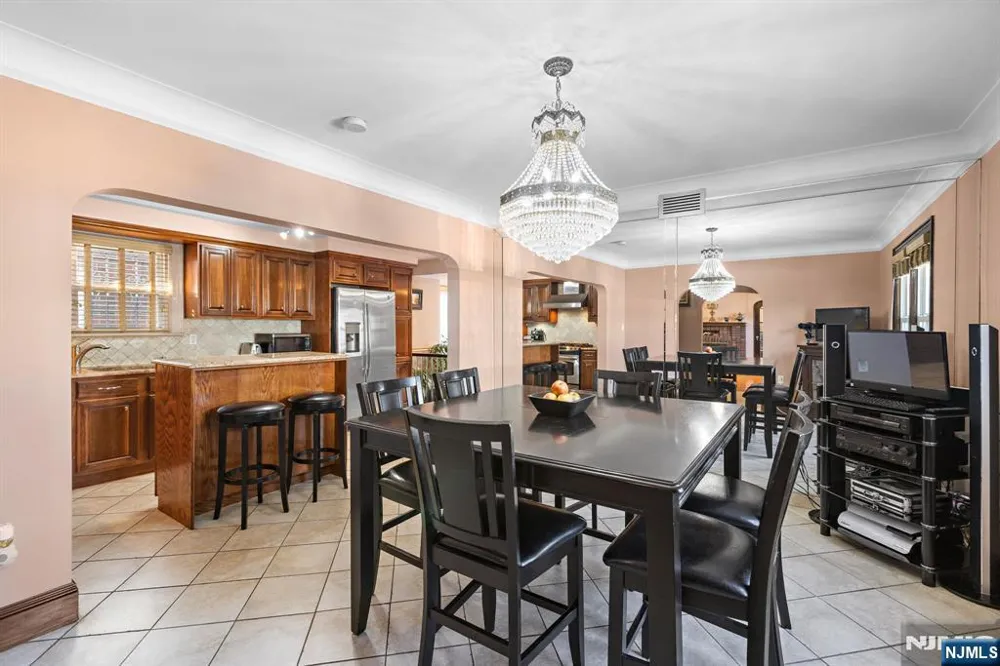 900 79th North Bergen, NJ 07047