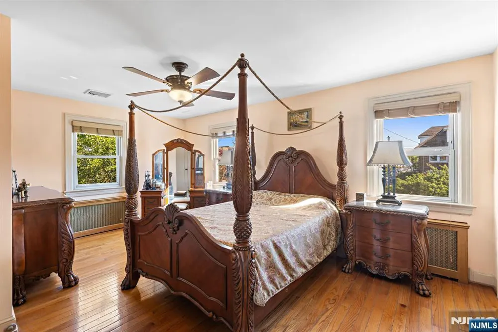 900 79th North Bergen, NJ 07047