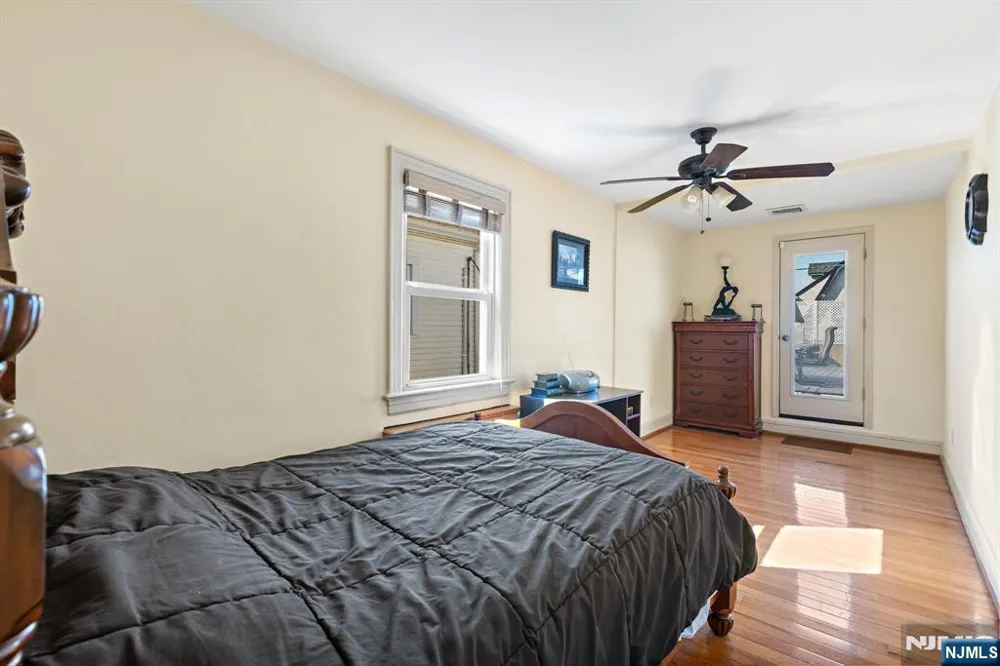 900 79th North Bergen, NJ 07047