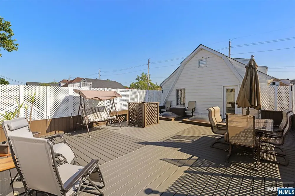 900 79th North Bergen, NJ 07047
