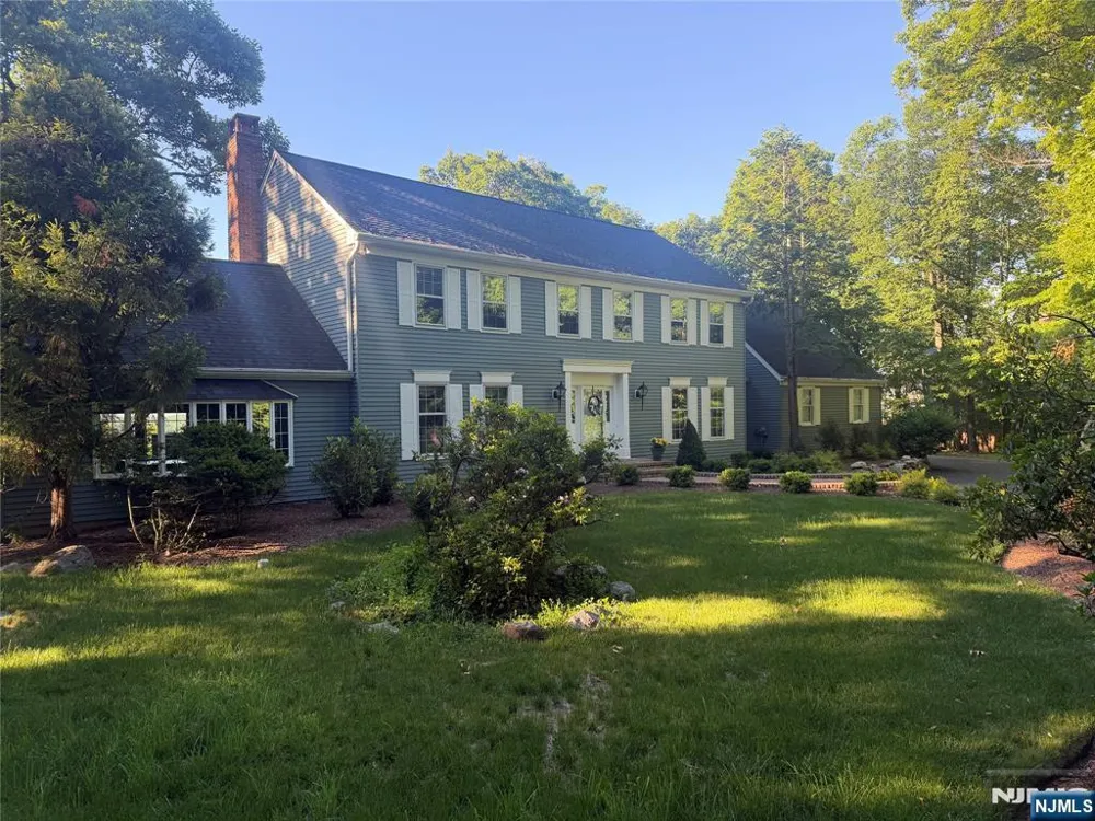 12 Laurel Hill Road Rockaway Township, NJ 07435