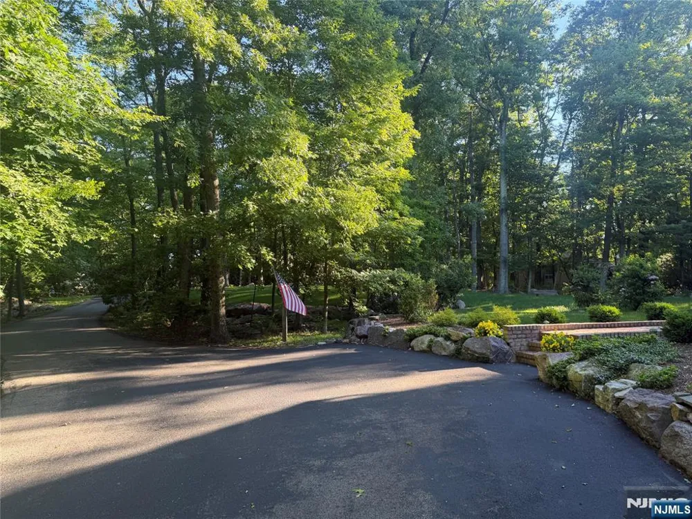 12 Laurel Hill Road Rockaway Township, NJ 07435