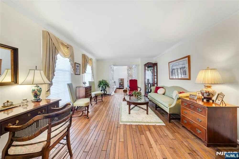12 Laurel Hill Road Rockaway Township, NJ 07435