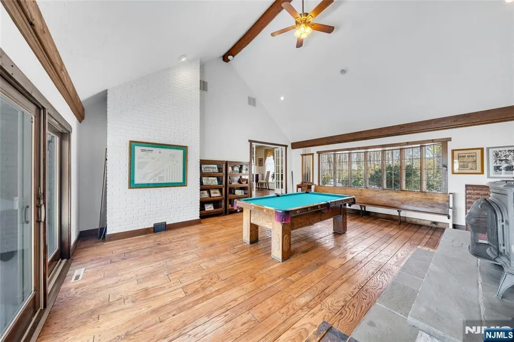 12 Laurel Hill Road Rockaway Township, NJ 07435
