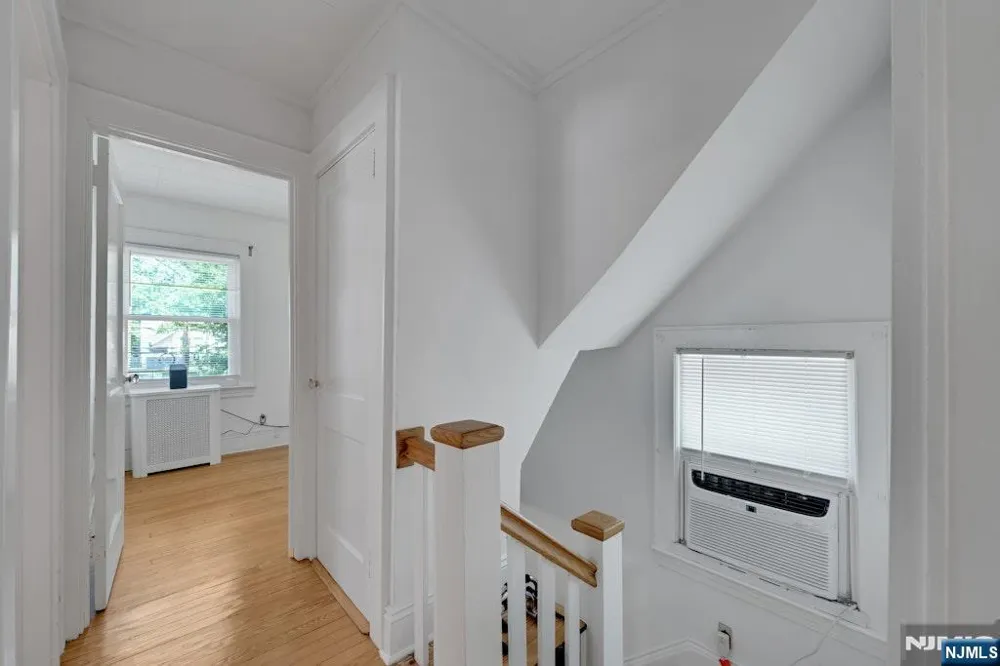 434 3rd Avenue Roselle, NJ 07203