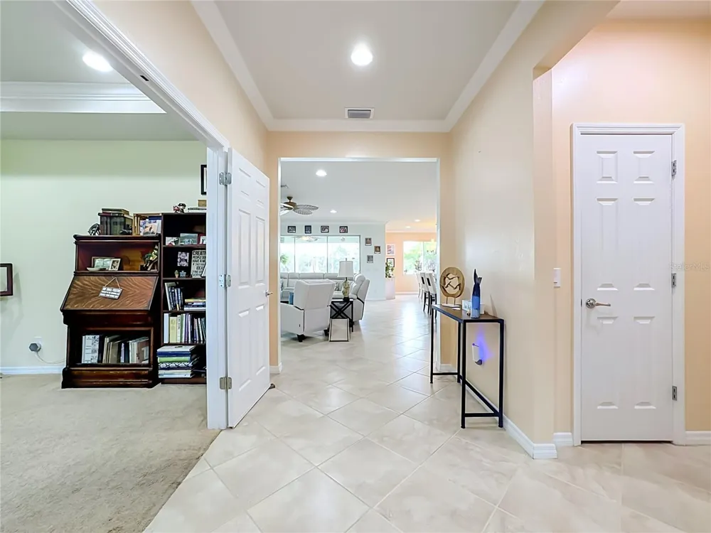 6149 ABACO DRIVE Sarasota, FL 34238