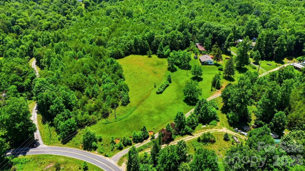 95 FieldStream Drive Marion, NC 28752