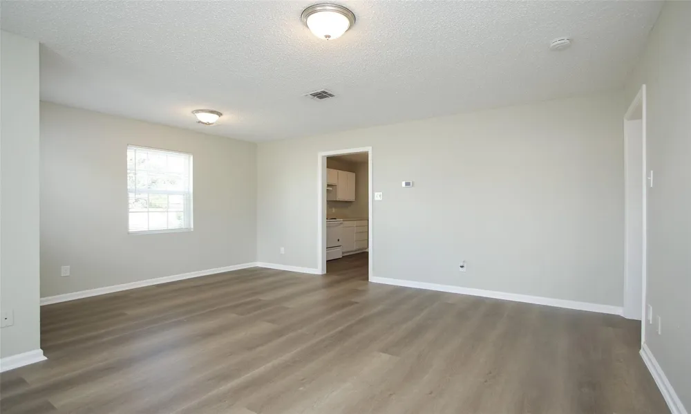 404 7th Street Baytown, TX 77520
