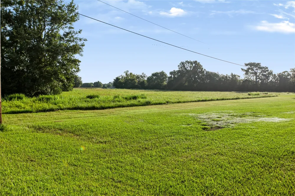 Penny Ln Santa Fe, TX 77510