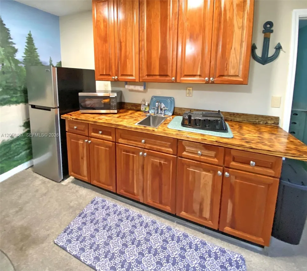 2382 Hwy 98 E Carrabelle, FL 32322