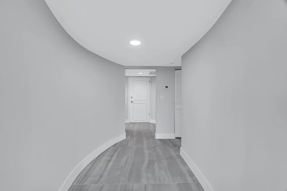 2751 S Ocean Drive #1008 Hollywood, FL 33019