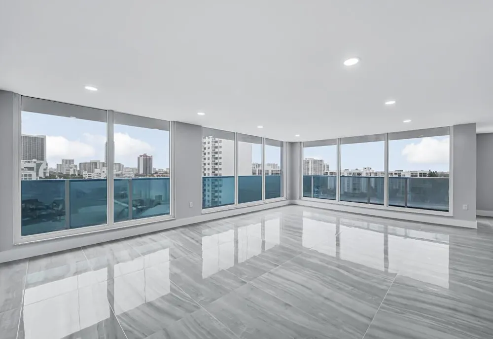 2751 S Ocean Drive #1008 Hollywood, FL 33019