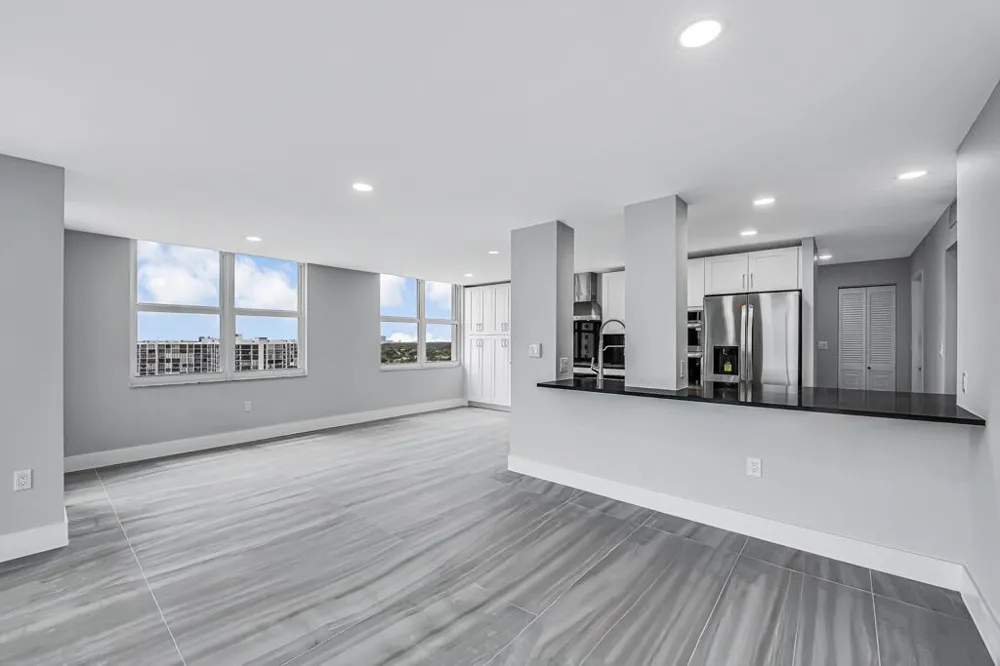 2751 S Ocean Drive #1008 Hollywood, FL 33019