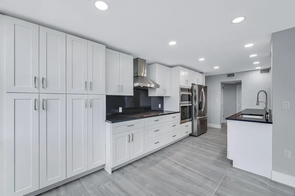 2751 S Ocean Drive #1008 Hollywood, FL 33019