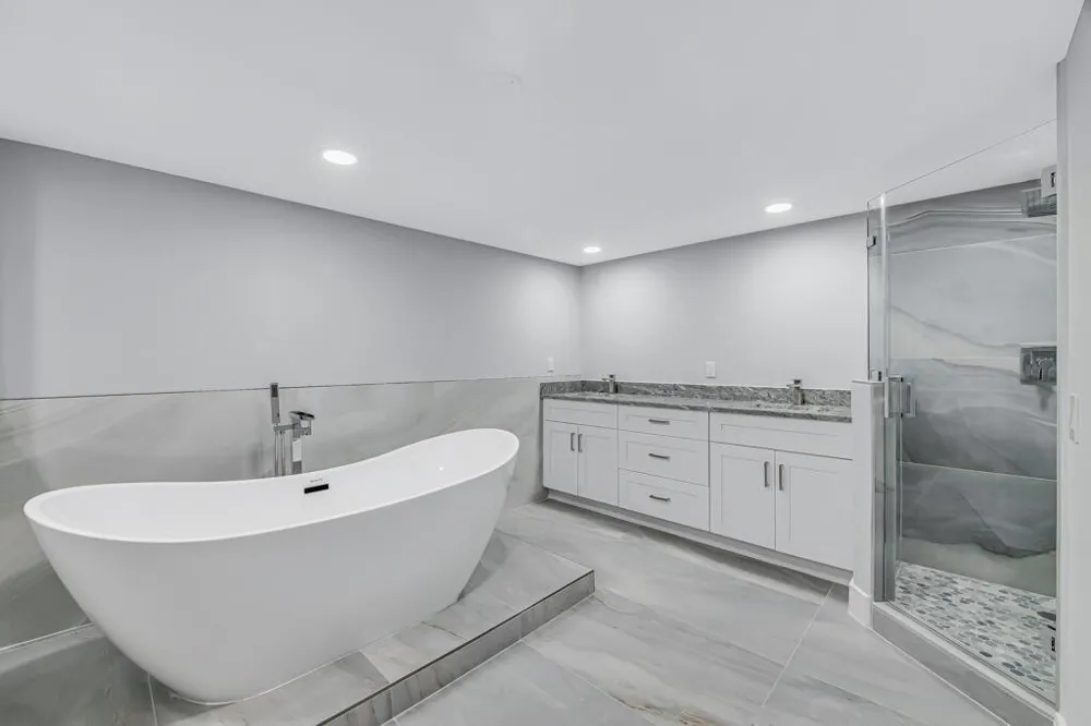 2751 S Ocean Drive #1008 Hollywood, FL 33019