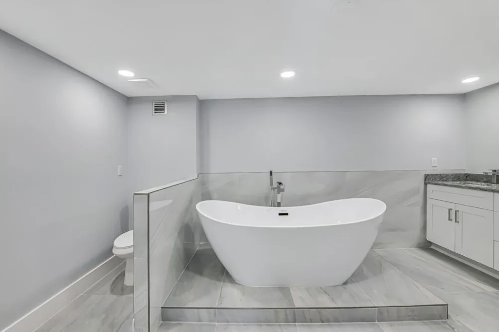 2751 S Ocean Drive #1008 Hollywood, FL 33019