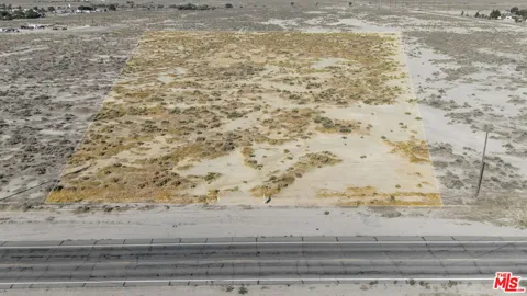 0 Sierra Hwy & Patterson Rd.