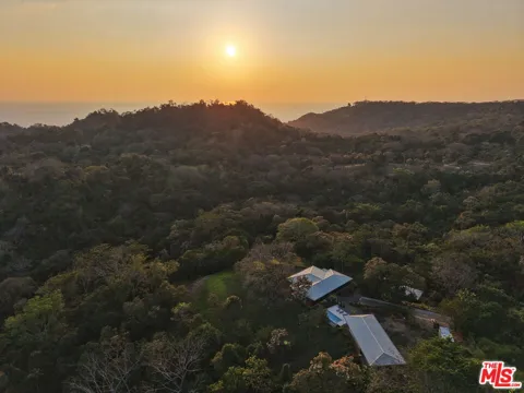 0 Mal Pais, Santa Teresa, Costa Rica
