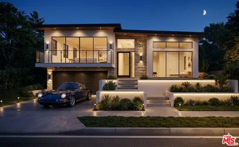 18421 Coastline Drive