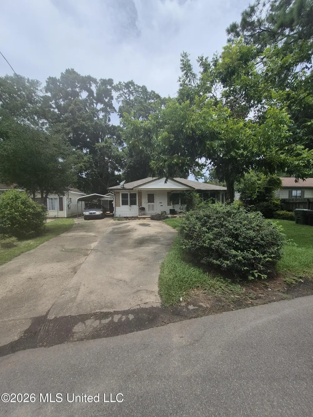 1503 Pecan Drive Hattiesburg, MS 39401