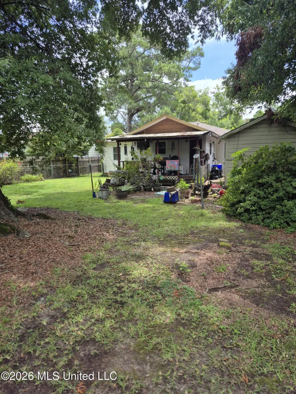 1503 Pecan Drive Hattiesburg, MS 39401