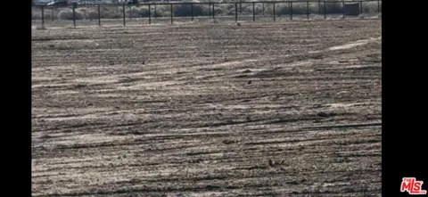16571 Chumash Trail