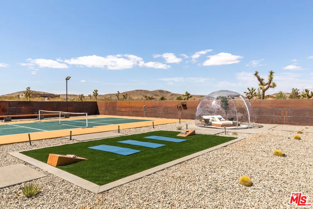 3000 Rockwood Road Joshua Tree, CA 92252