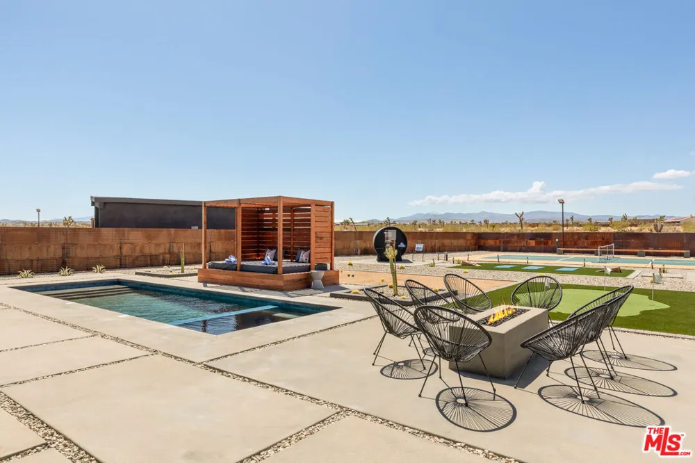3000 Rockwood Road Joshua Tree, CA 92252