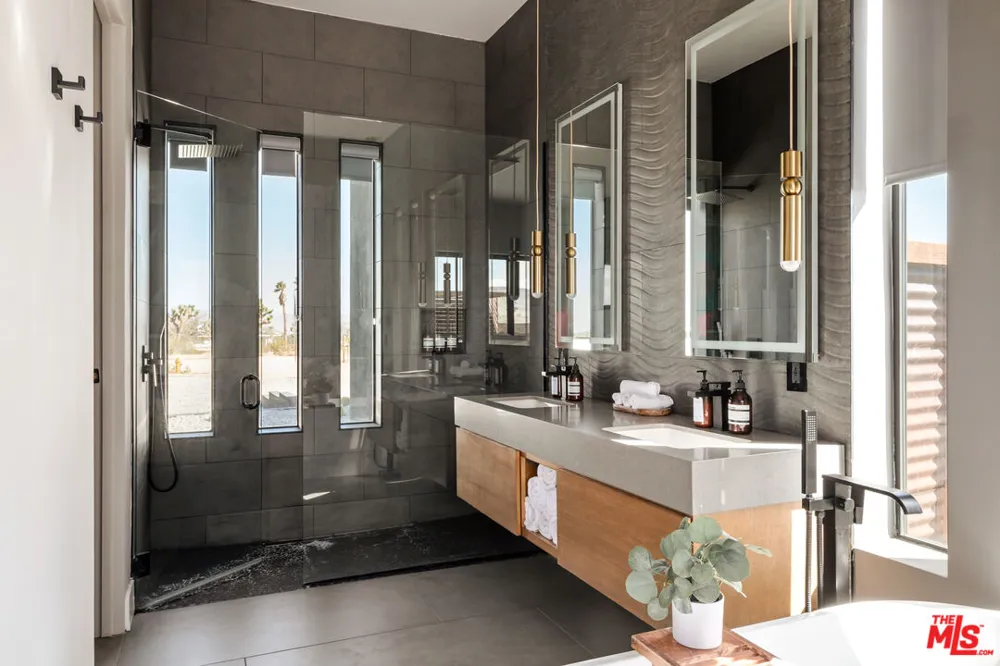 3000 Rockwood Road Joshua Tree, CA 92252