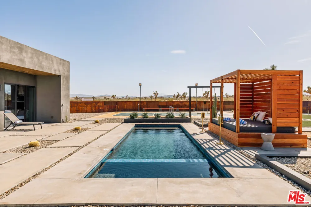3000 Rockwood Road Joshua Tree, CA 92252