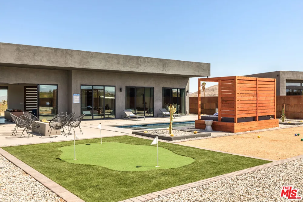 3000 Rockwood Road Joshua Tree, CA 92252