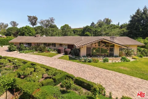 1163 Camino Viejo Road
