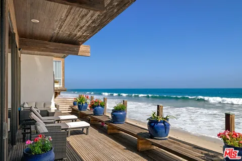 24638 Malibu Road