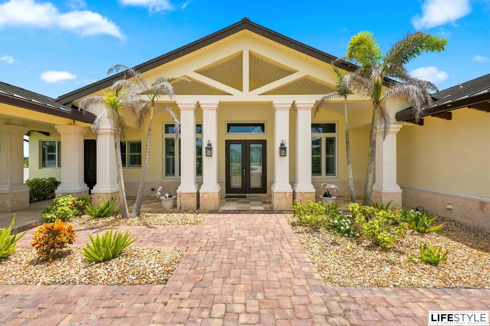 2990 JOHNSTON ROAD Fort Pierce, FL 34951