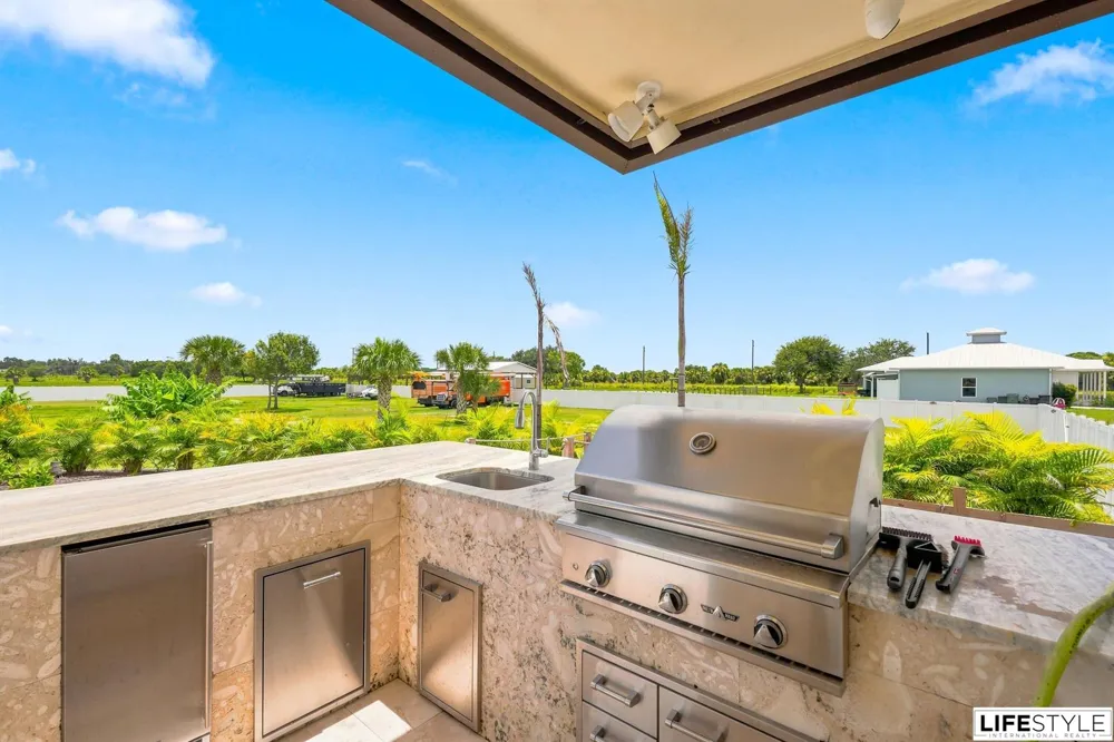 2990 JOHNSTON ROAD Fort Pierce, FL 34951