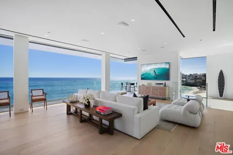 26122 Pacific Coast Hwy