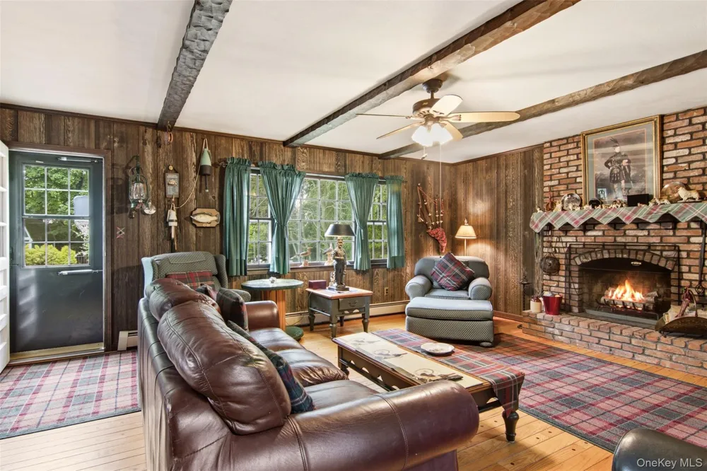 1 Gaul Road Setauket, NY 11733