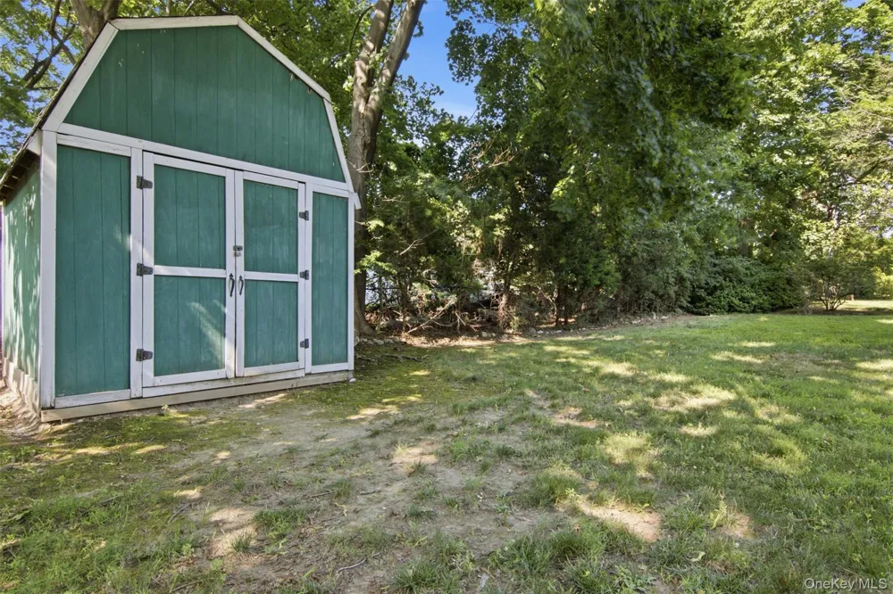 1 Gaul Road Setauket, NY 11733
