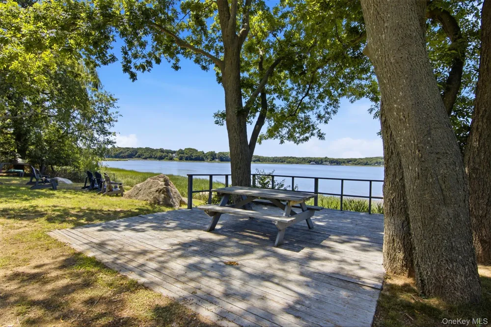 1 Gaul Road Setauket, NY 11733