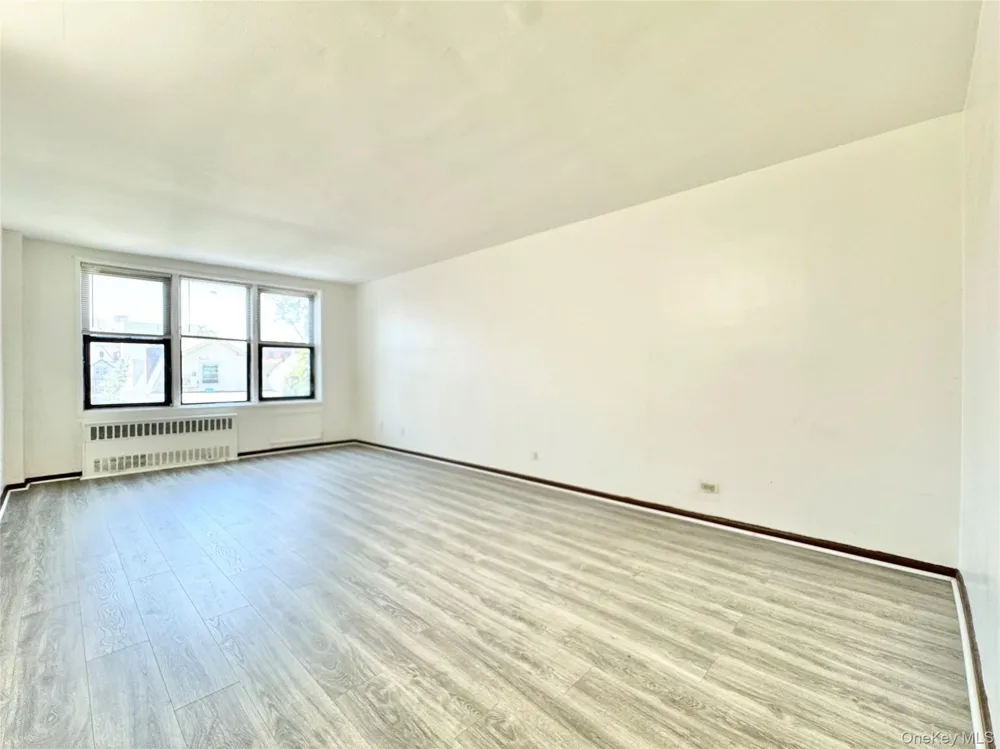 83-25 Vietor Avenue #5C Elmhurst, NY 11373