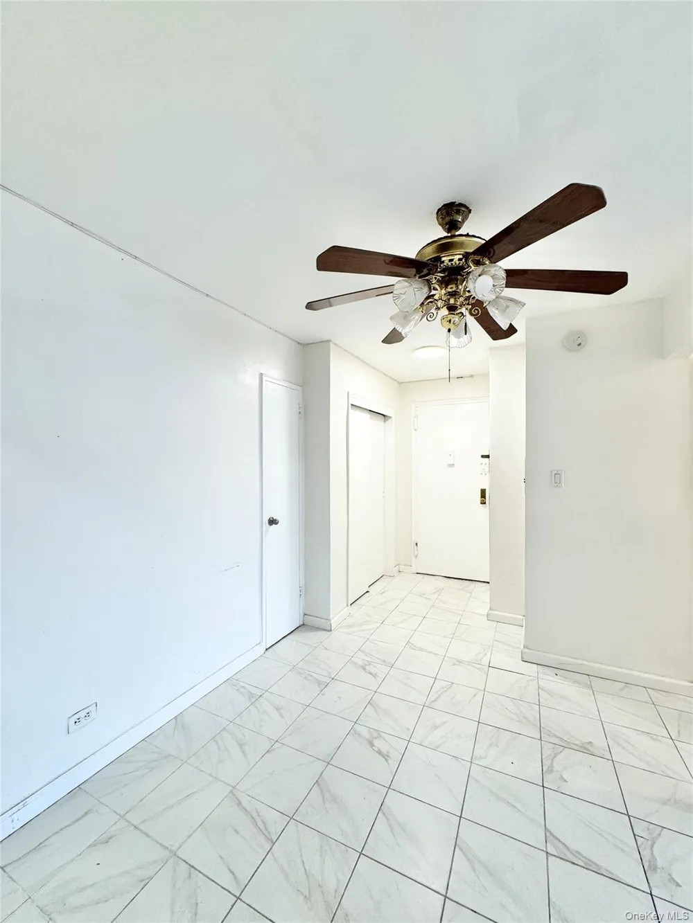 83-25 Vietor Avenue #5C Elmhurst, NY 11373