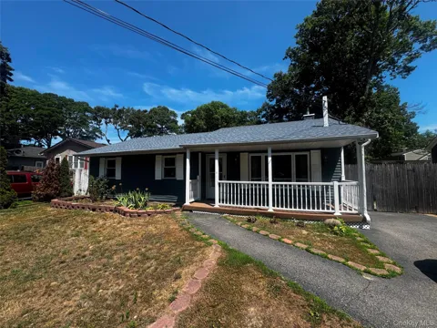 133 Shinnecock Avenue