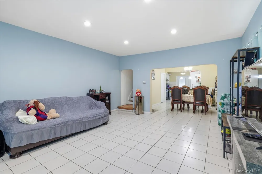 140 E Pine Street Long Beach, NY 11561