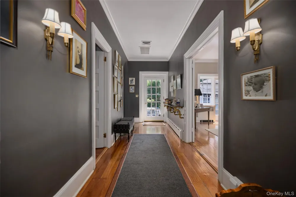55 Mountain Farm Road Tuxedo Park, NY 10987
