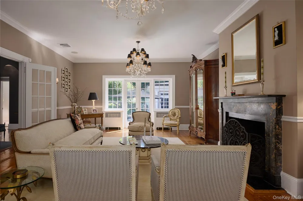 55 Mountain Farm Road Tuxedo Park, NY 10987