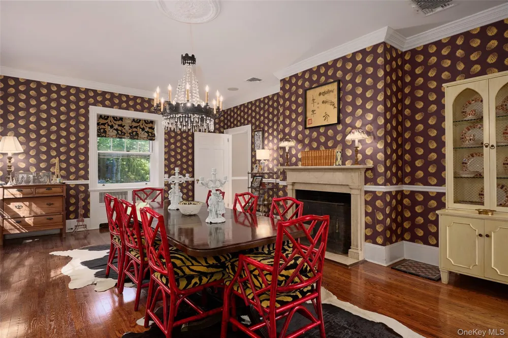 55 Mountain Farm Road Tuxedo Park, NY 10987
