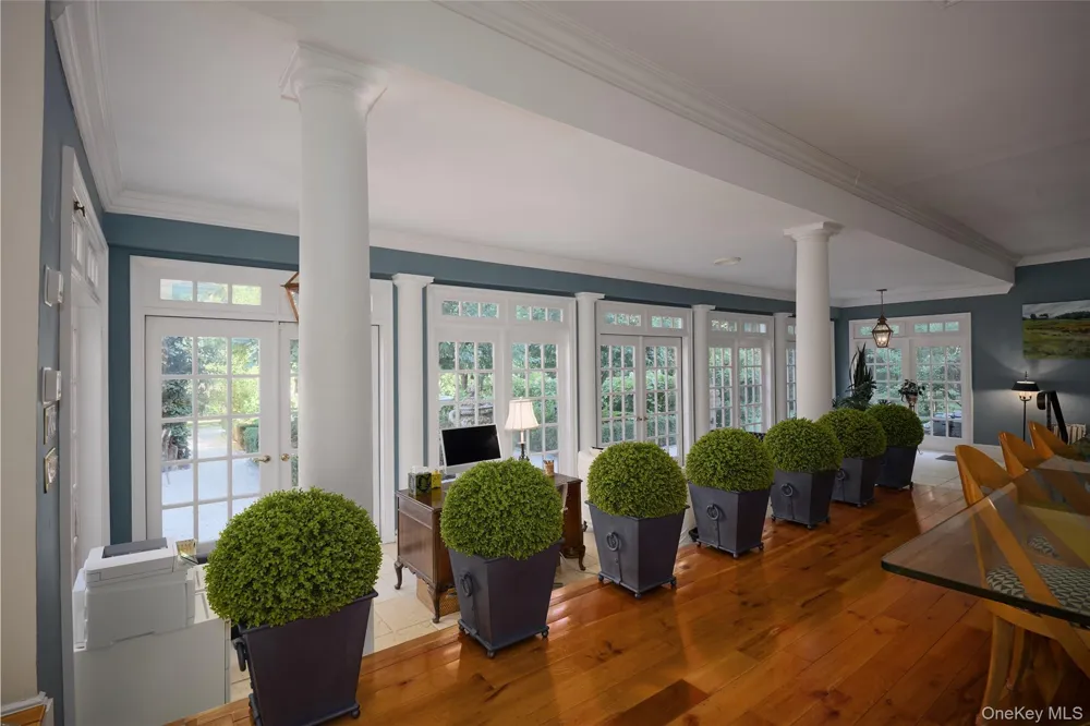 55 Mountain Farm Road Tuxedo Park, NY 10987