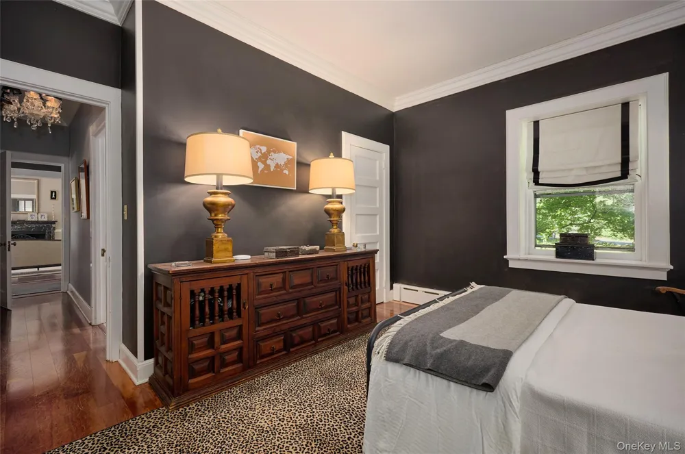 55 Mountain Farm Road Tuxedo Park, NY 10987