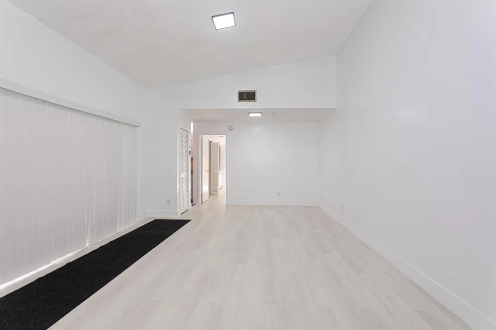 202 Sparrow Drive #1 Royal Palm Beach, FL 33411